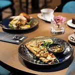 بودا بار 5*