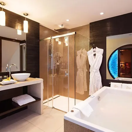 Hotell Buddha-bar 5*