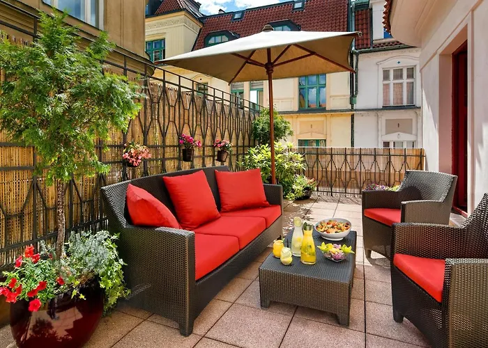 بودا بار فندق براغ