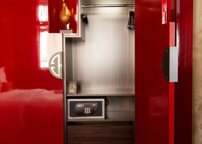 بودا بار فندق براغ