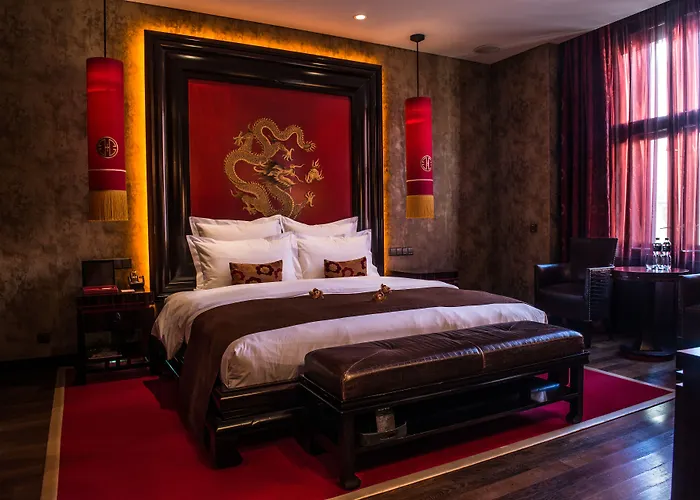 فندق بودا بار